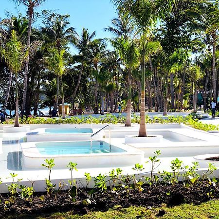 فندق Senator بويرتو بلاتا المظهر الخارجي الصورة The pool at the resort